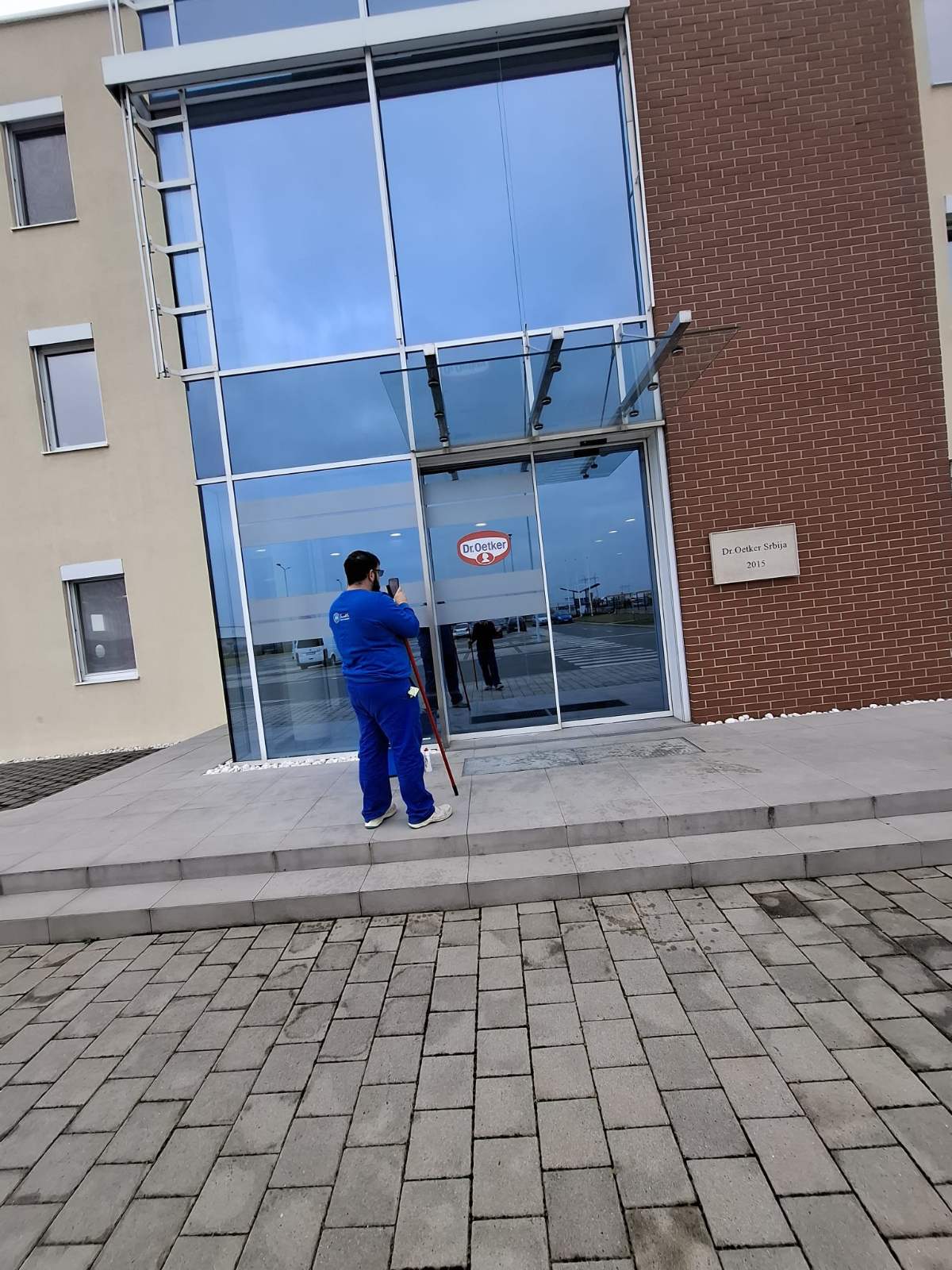 Pranje staklene fasade